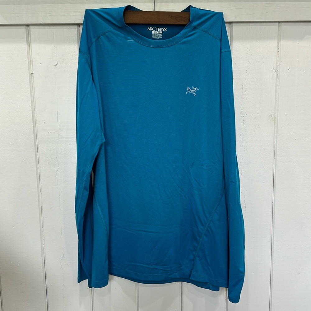 Arc’teryx long sleeve